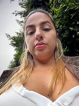 sammyqueenx21 online show from June 9, 11:42 am