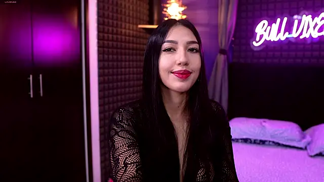 bull vixen2001 online show from July 27, 12:35 pm