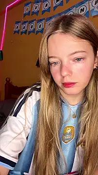 -veranito- online show from July 15, 6:56 pm