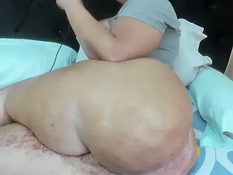bigbooty29 online show from July 14, 4:39 am