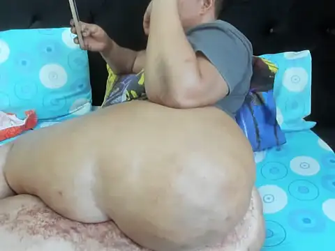 bigbooty29 online show from July 7, 6:47 am