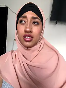 adila anich online show from September 13, 9:56 pm