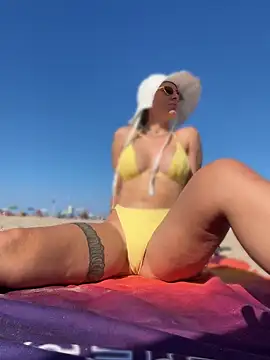 Natalie bigass online show from July 28, 3:32 pm