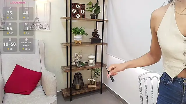 Sassy--Girl online show from January 12, 6:02 pm