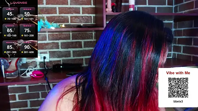 gatuwildhott online show from July 12, 7:25 pm