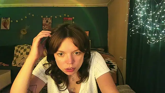 ClancyMorissey online show from June 8, 1:28 am