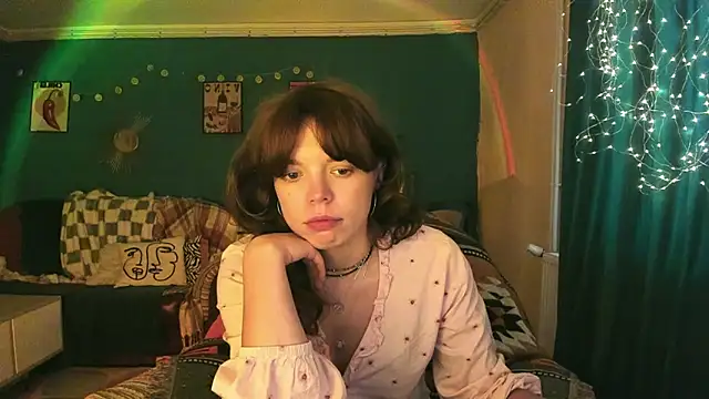 ClancyMorissey online show from June 16, 5:14 pm