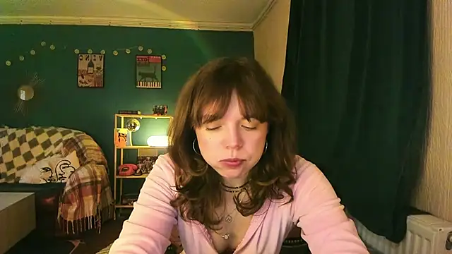 ClancyMorissey online show from November 4, 8:14 pm