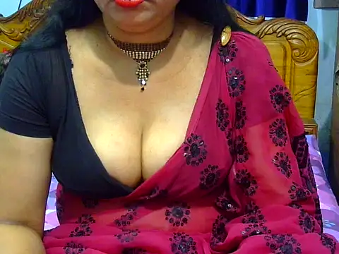 Horny Doll24 online show from May 7, 5:49 pm