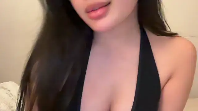 LOVEAKIRA online show from June 16, 2:45 am
