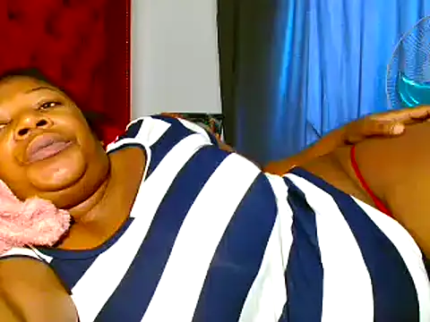 Misswhiteee online show from January 10, 6:07 am