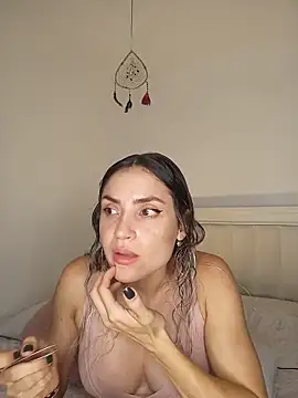 ASHLEY BLAIR online show from June 16, 10:00 pm