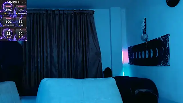 Marieblueeyes online show from January 7, 4:16 am