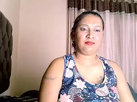 eroticbeauty37 online show from July 30, 10:05 am