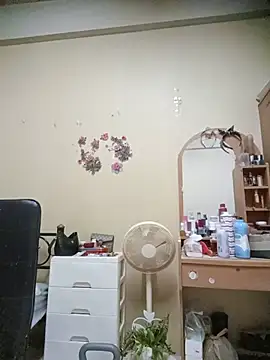 KinkyKit May online show from July 24, 7:17 am