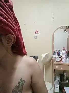 KinkyKit May online show from July 3, 3:07 pm