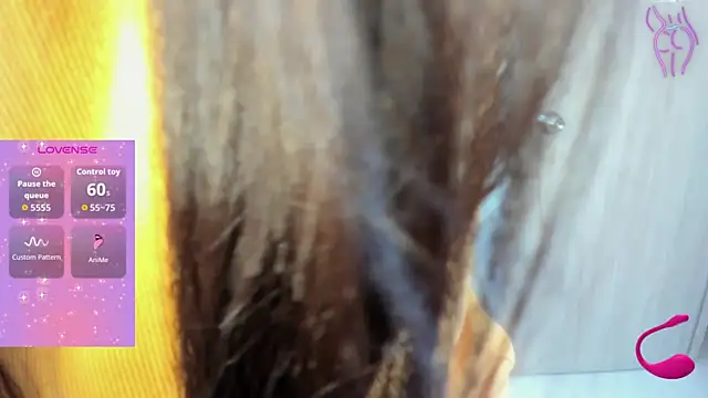 lucia s1 online show from February 10, 11:57 am