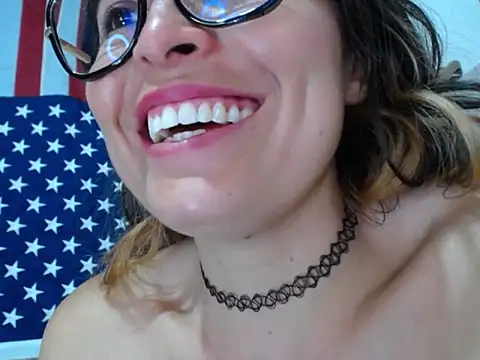 Alexandrasaenz online show from July 22, 11:50 pm
