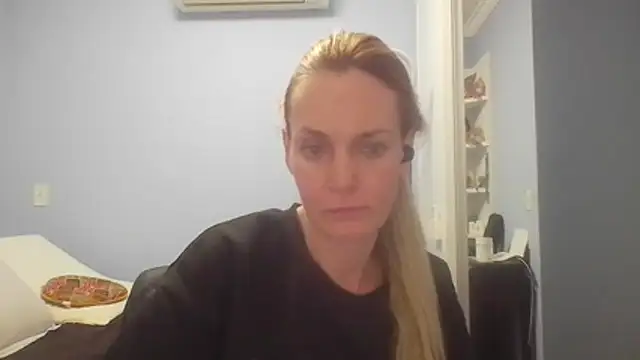 Annylove1 online show from July 19, 12:24 am