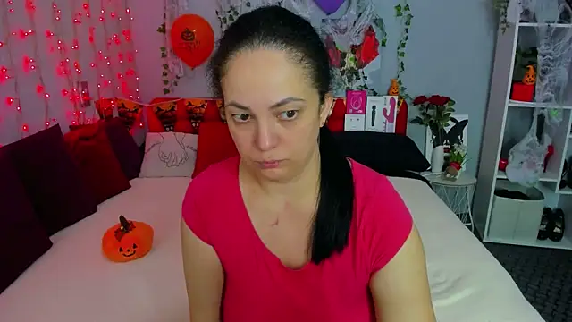 DarlingMilf online show from November 12, 7:23 pm