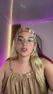 Irisweet  online show from May 29, 6:11 am