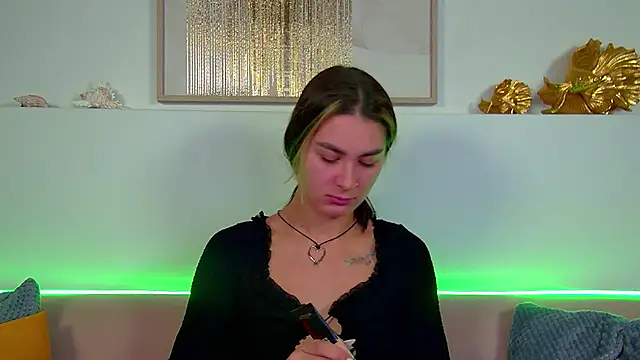 RachelSimpson online show from October 11, 6:32 pm