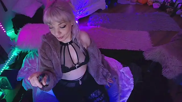 AliceW0lf online show from February 23, 11:37 pm