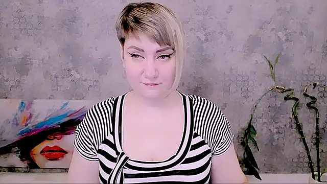 Djullia online show from February 20, 7:21 am