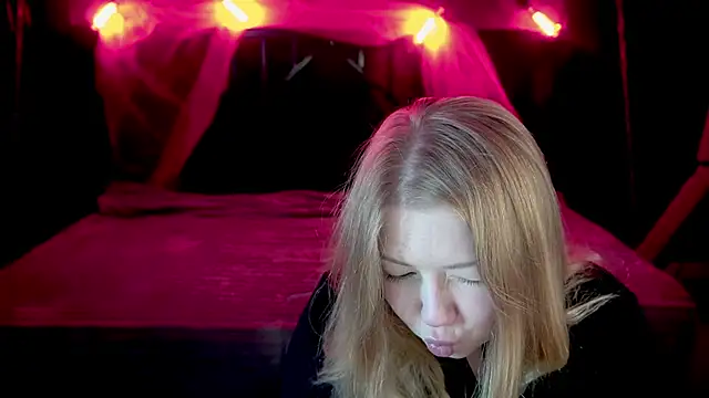 Tinker Belll online show from November 13, 2:38 pm