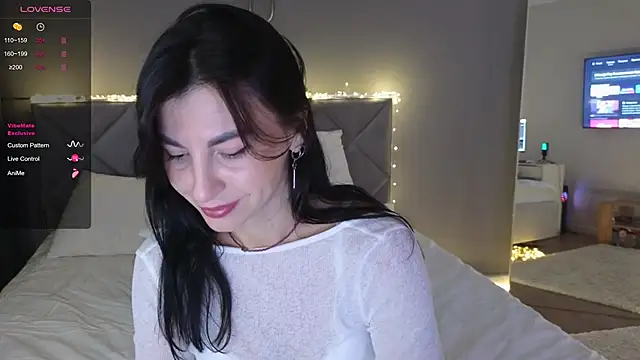Snapshot of Mary_love16 chatting on October 14, 7:11 am Mary love16 online show from October 14, 7:11 am