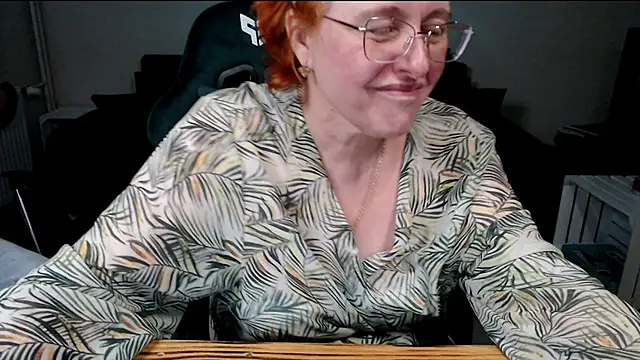 JoannaAndNeighbour online show from January 16, 2:02 pm