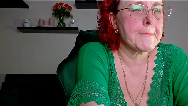 JoannaAndNeighbour online show from June 22, 2:47 pm