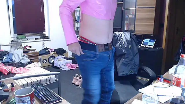 Fem-Boy40 online show from May 31, 7:37 pm