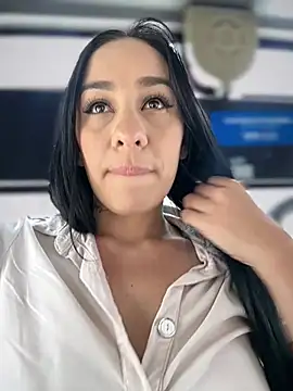   IRIS   online show from February 19, 5:34 pm