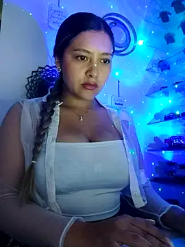 alana 69 online show from July 9, 11:28 pm