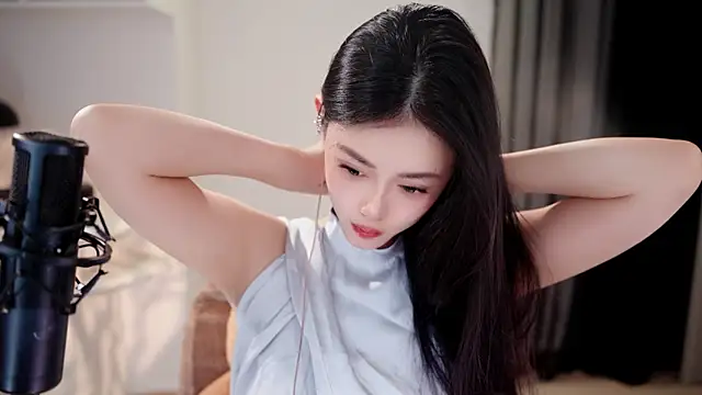 Ocean--Lili online show from June 21, 2:54 pm