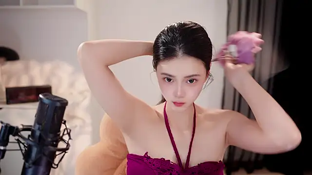 Ocean--Lili online show from June 19, 2:42 pm