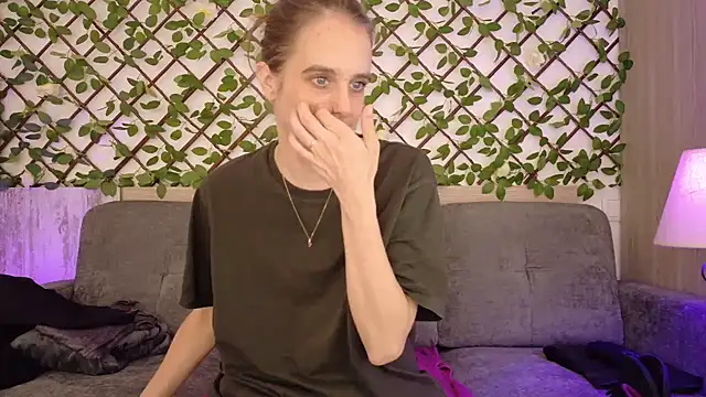 Chantalee online show from January 18, 9:38 am