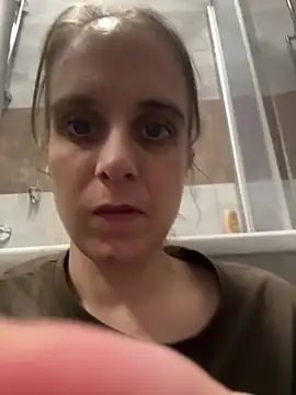 Chantalee online show from February 16, 1:44 pm