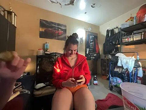 Snowbunnycake 131 online show from June 29, 10:15 am