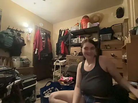 Snowbunnycake 131 online show from June 18, 3:41 am