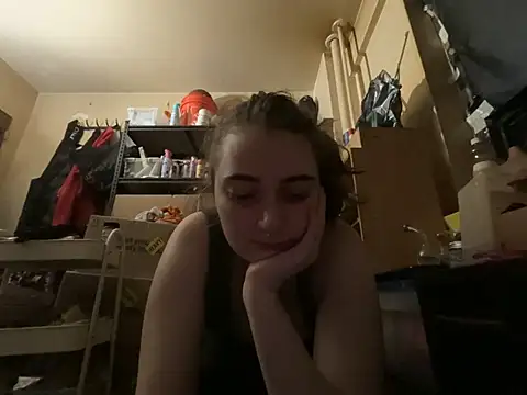 Snowbunnycake 131 online show from June 23, 6:22 am