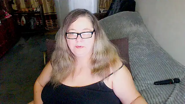 sex2 online show from June 29, 7:04 am