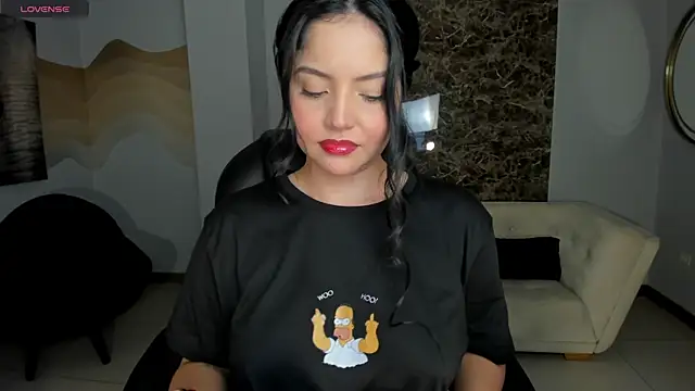 NinaMichelle online show from July 1, 6:29 pm