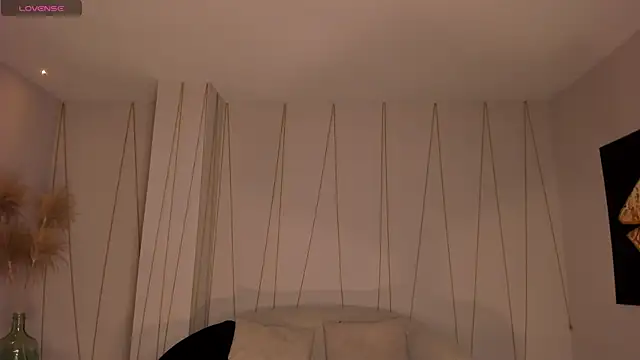 MollyJones  online show from July 20, 12:07 pm
