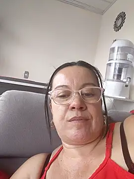 Sonialorens  online show from August 3, 8:25 pm