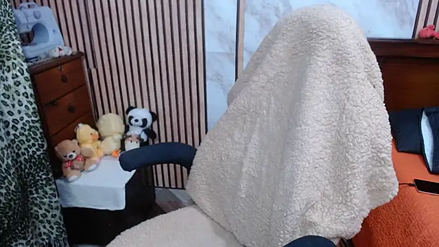 Snapshot of Sonialorens_ chatting on October 2, 11:21 pm Sonialorens online show from October 2, 11:21 pm