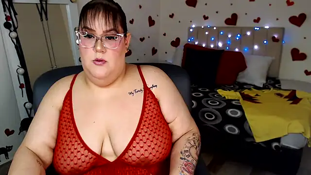 GiannaMorrys online show from July 10, 3:40 am