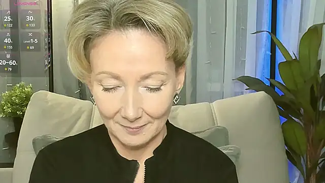 AkexandraFix online show from November 28, 1:03 pm