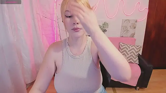 MillySandlerr online show from July 22, 3:46 pm